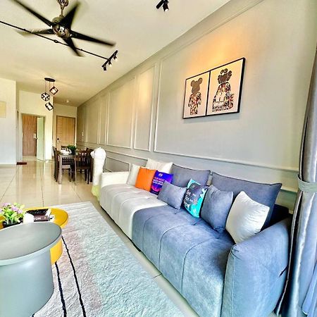 Seasons Luxury Apartment By Jk Home Johor Bahru Esterno foto